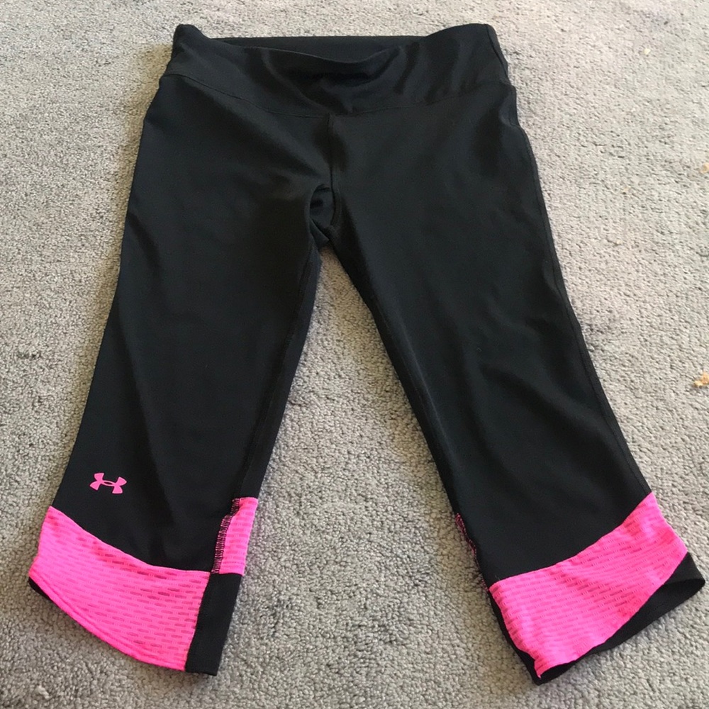 Under armour black and pink crop workout leggings